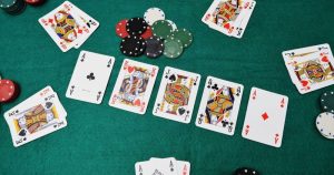 flush poker là gì